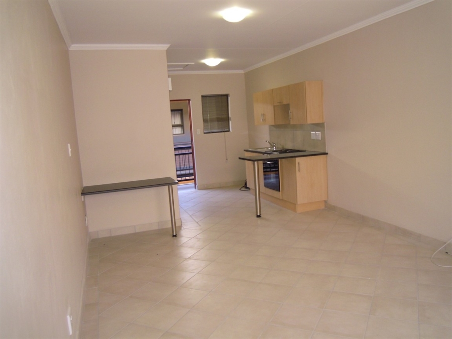 1 Bedroom Property for Sale in Langenhovenpark Free State